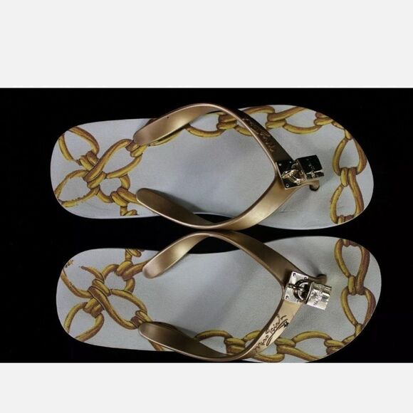 Miss Trish Ssize 5.5 Uk3 Euro 36 Thong Flip Flops Chains Gold Lock. - Picture 1 of 9